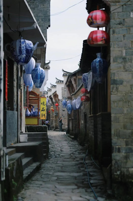《浮瑶映月》摘奖“中国旅游奥斯卡”,“运营前置”如何活化乡村?